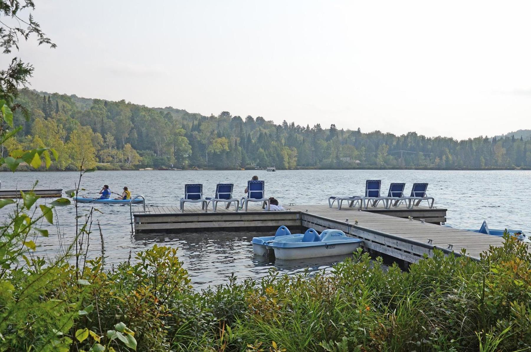 Lakefront Mountain View Remote Work - 1 Bd Suite Lac-Superieur Eksteriør bilde